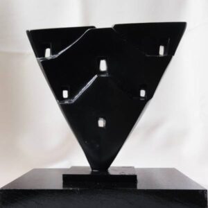 Stèle triangulaire des amoureux