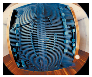 Le relief : un passe-muraille ?