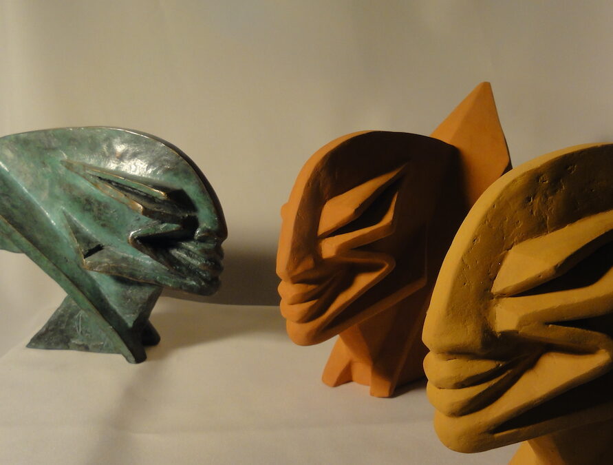 Petites offres de petites sculptures.